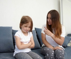 اشتباه ویرانگر والدین هنگام تنبیه فرزندشان