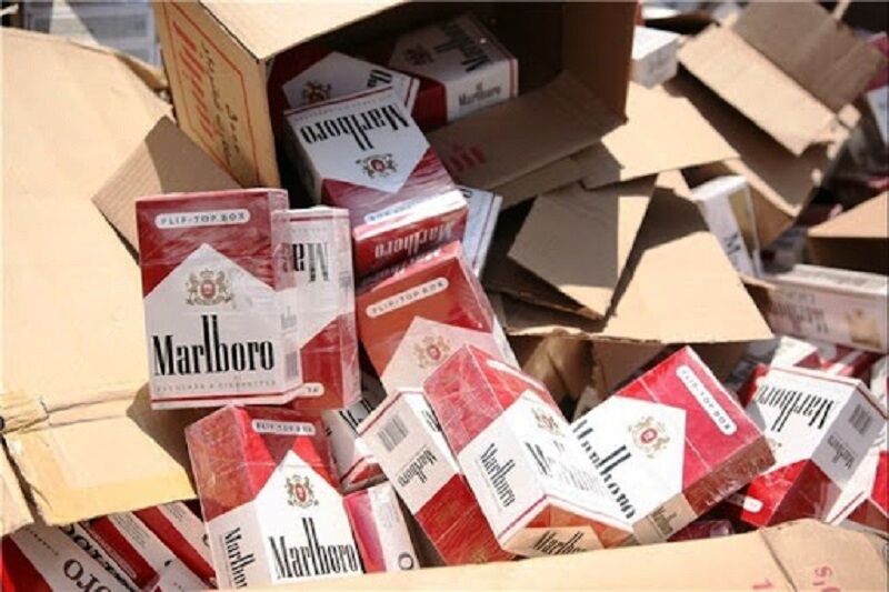 کشف بیش از ۳ هزار نخ انواع سیگار قاچاق از دکه مطبوعاتی در جهانشهر