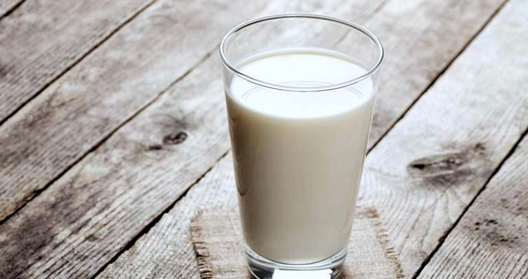 چه زمانی خوردن شیر ممنوع است؟