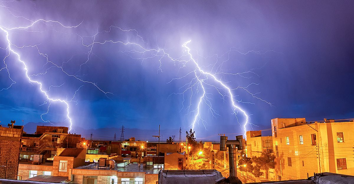 پیش بینی وزش باد شدید، بارش باران و آذرخش در البرز