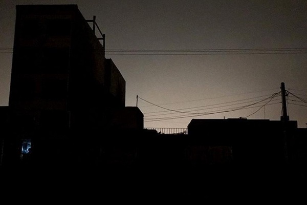 خاموشی های بدون تبعیض در تهران!/ آب و برقِ ارزان و دلِ بی رحم مردم/ بهای پایین انرژی عامل افزایش استخراج بیت‌کوین در ایران