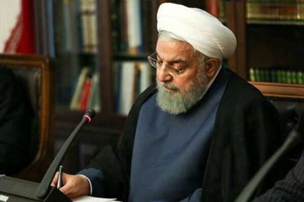 روحانی درگذشت دو خبرنگار در حادثه واژگونی اتوبوس را تسلیت گفت