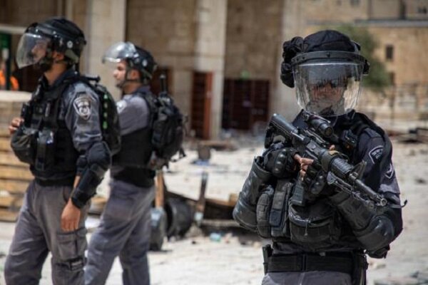 زخمی شدن ۴۰۰ فلسطینی در درگیری با نظامیان صهیونیست در کرانه باختری