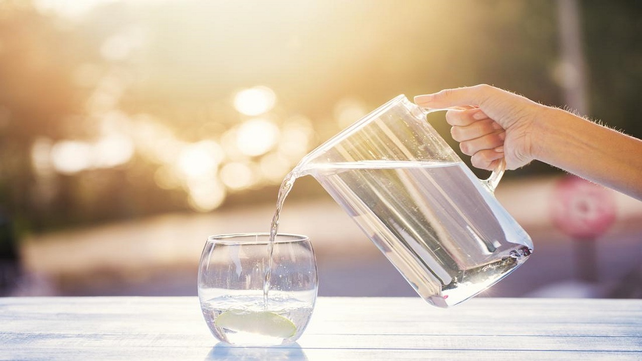 نوشیدن آب کافی می‌ تواند از نارسایی قلبی جلوگیری کند