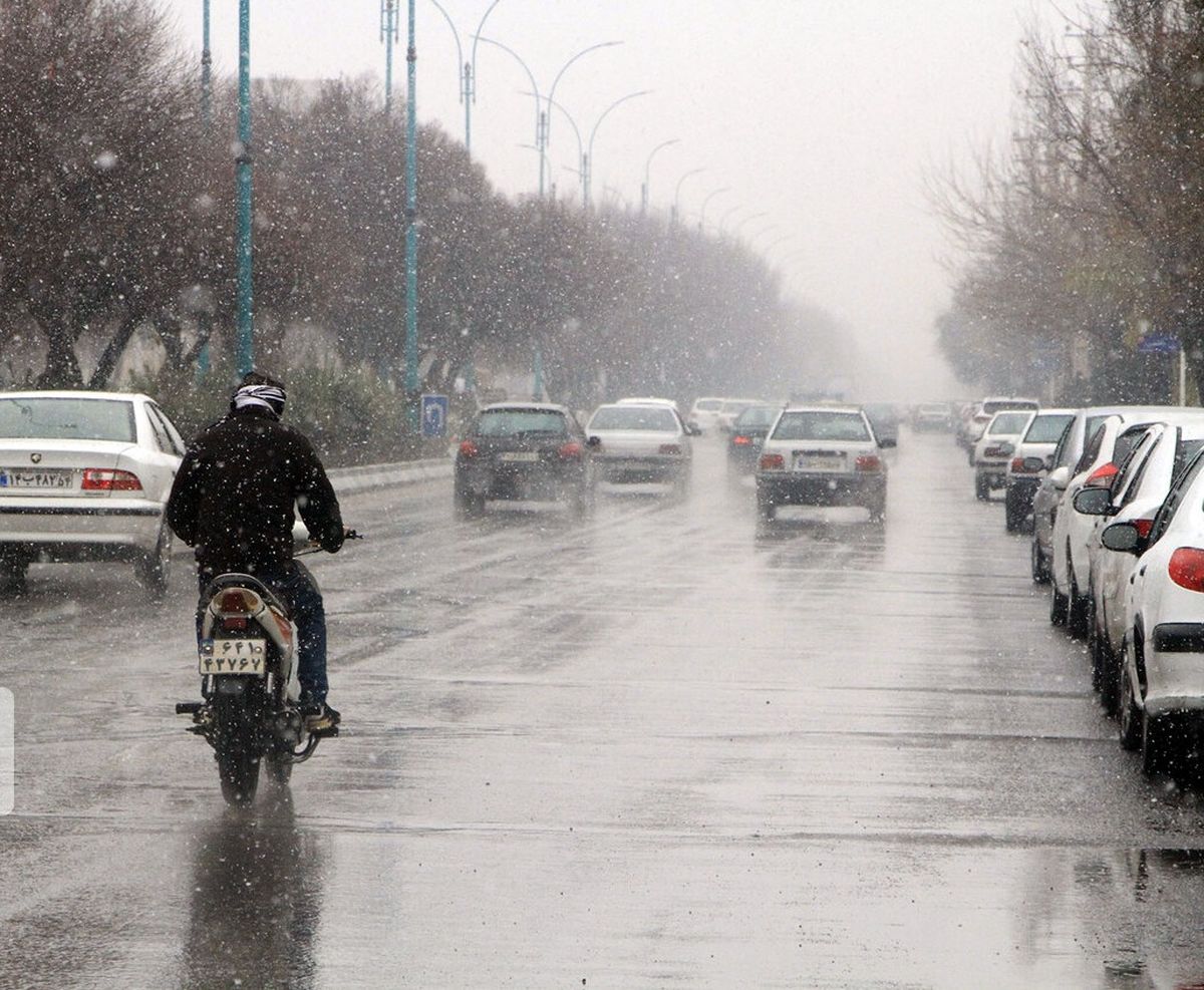 ورود سامانه بارشی جدید به کشور از امشب/ بارش ها روز دوشنبه تهران و کرج را در بر می‌ گیرد