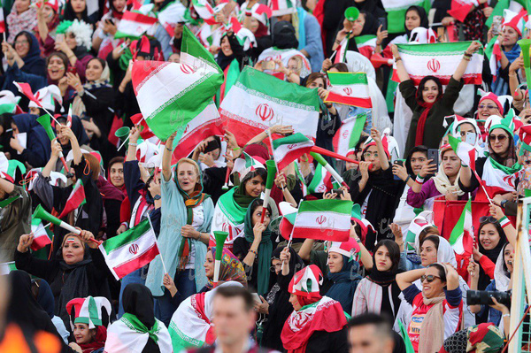 آیا تیم ملی فوتبال ایران در حضور زنان به جام‌جهانی می‌رود؟