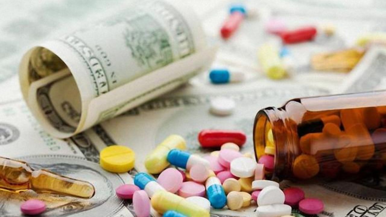 کاهش پرداختی از جیب بیماران با تخصیص ارز دارو به بیمه‌ ها