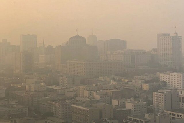 آلودگی هوا تا حد «بسیار ناسالم» در تهران و کرج افزایش یافت