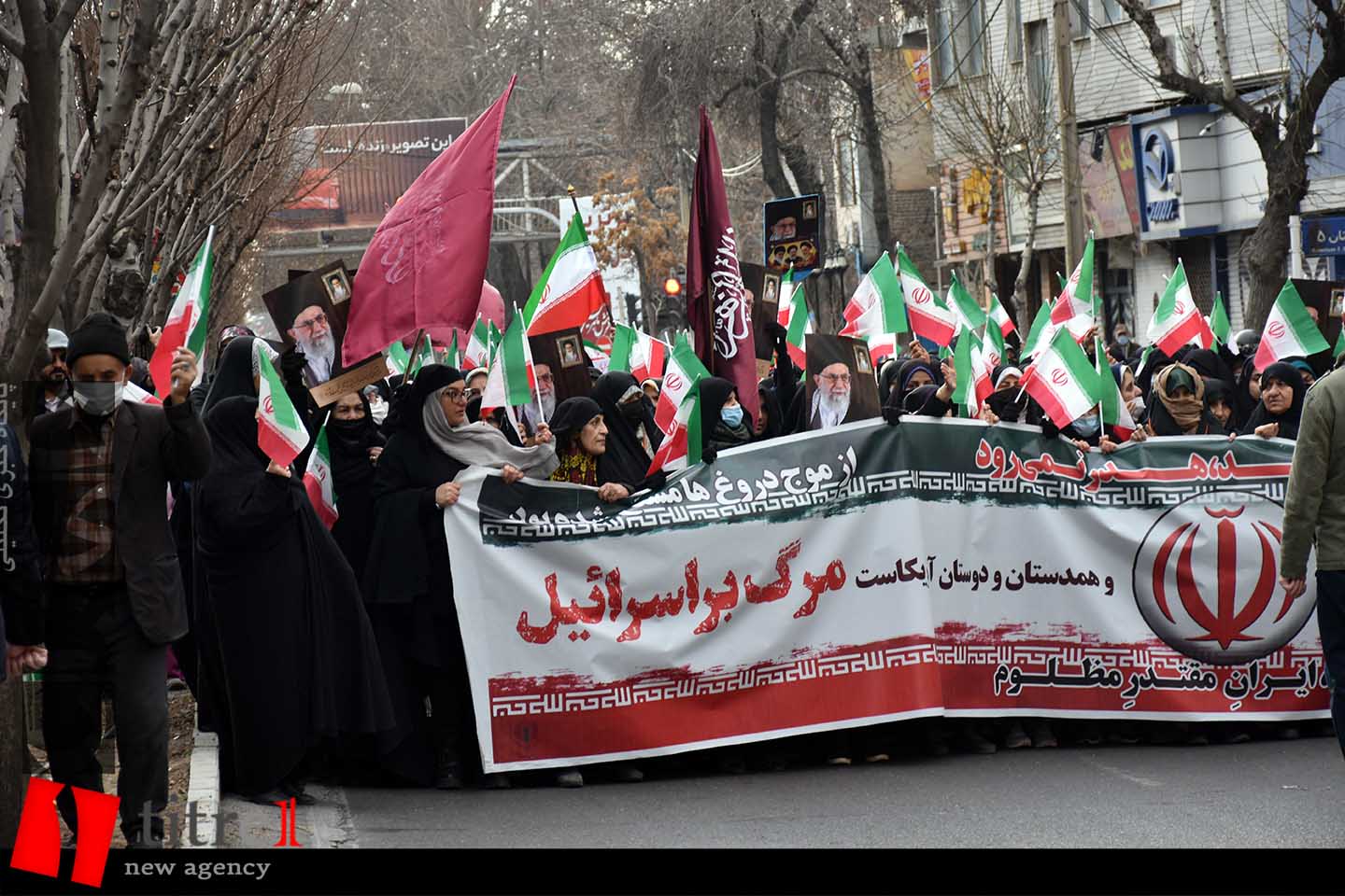 فیلم / راهپیمایی مردم‌ کرج در اقدام‌ هتاکانه نشریه‌ فرانسوی    /////تکمیل شد