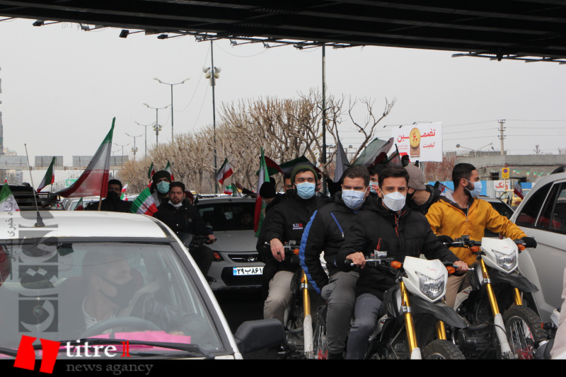 مردم فردیس در راهپیمایی ۲۲ بهمن سنگ تمام گذاشتند