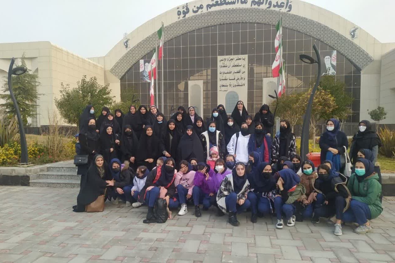 ۴۲۲۹ دانش‌آموز البرزی از مراکزِ علمی استان بازدید کردند