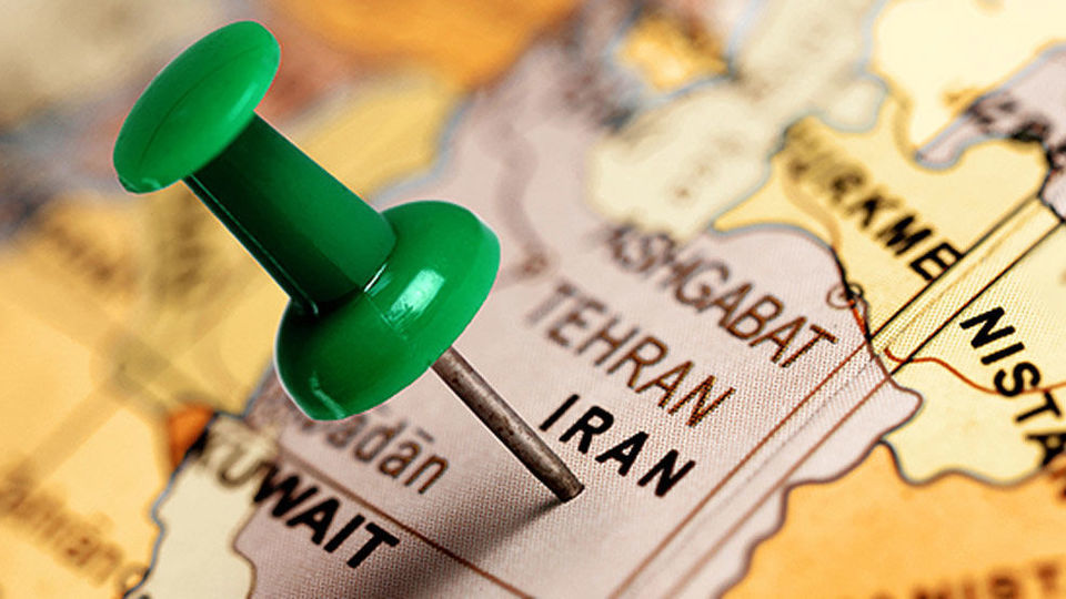 کاریکاتور/ افزایش قدرت ایران در برابر تحریم‌ها با پیوستن به سازمان شانگهای ////////تکمیل شد.