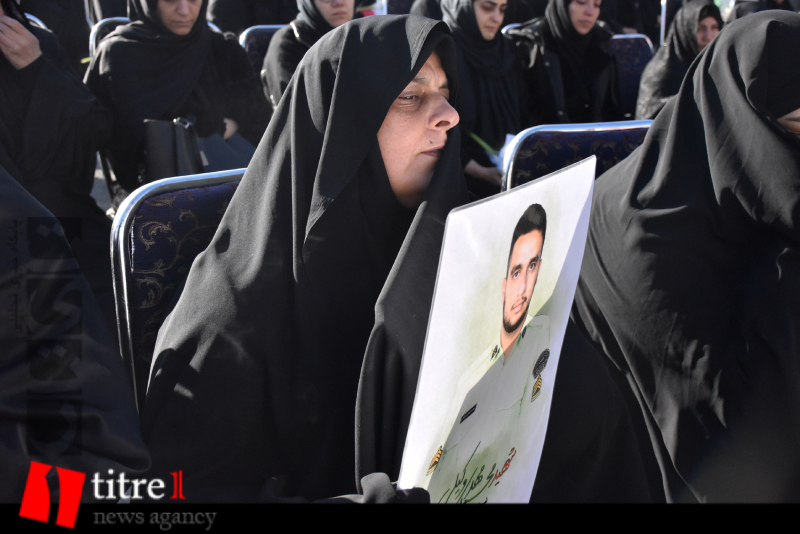 مردم فردیس با شهید مدافع امنیت «محمد مهدی وکیلی» وداع کردند