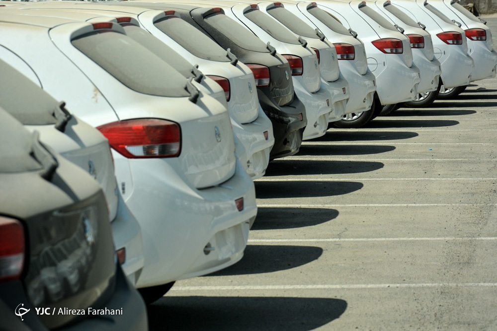 قیمت خودرو در بازار آزاد در پنجم اردیبهشت ۱۴۰۱