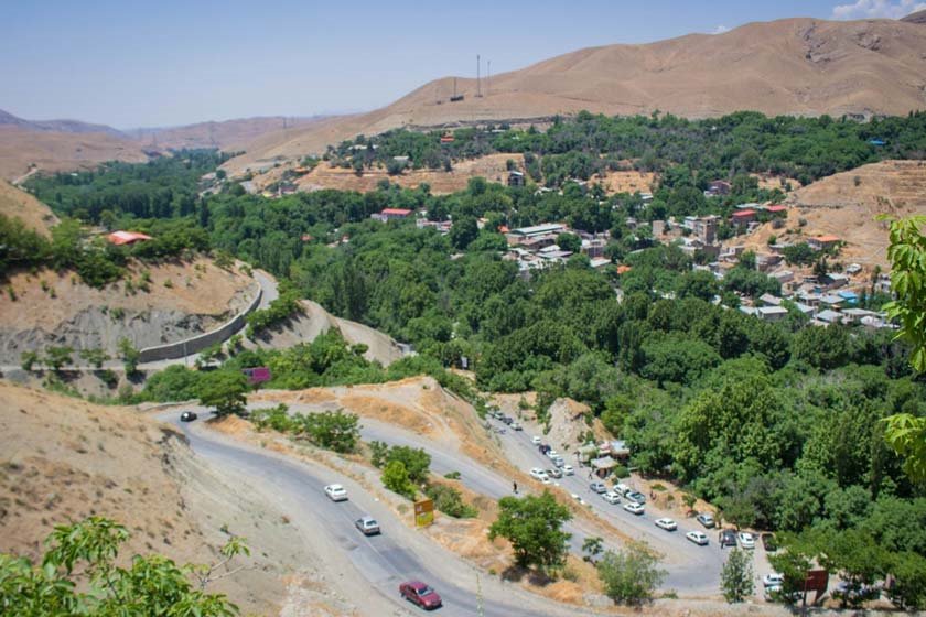 تردد ۶۰ هزار نفری مسافران در کردان، بومیان منطقه را کلافه کرد/ رفع گره ترافیکی و معضل اهالی در گرو احداث کمربندی برغان