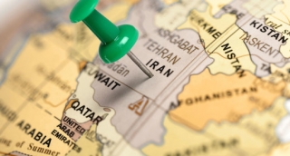 ایران مانند کشورهای عربی امنیت خود را از آمریکا گدایی نمی کند/ توطئه اشک تمساح غرب با دو قطبی سازی کاذب در نظام