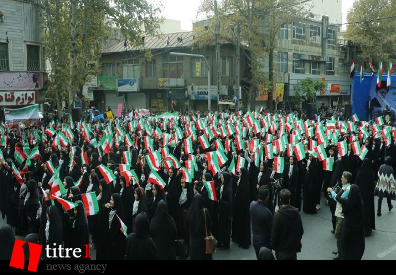 راهپیمایی ۱۳ آبان در استان البرز آغاز شد+ تصاویر
