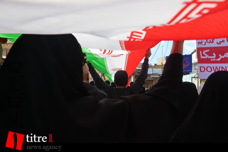 مراسم ضد استکباری ۱۳ آبان در البرز برگزار شد/ خروش کرج علیه اغتشاشگران/ پرچم آمریکا در خشم مردم سوخت + فیلم و تصاویر