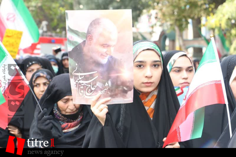 فیلم / محکومیت نمازگزاران کرج از اقدام تروریستی در شاهچراغ شیراز///تکمیل شد.