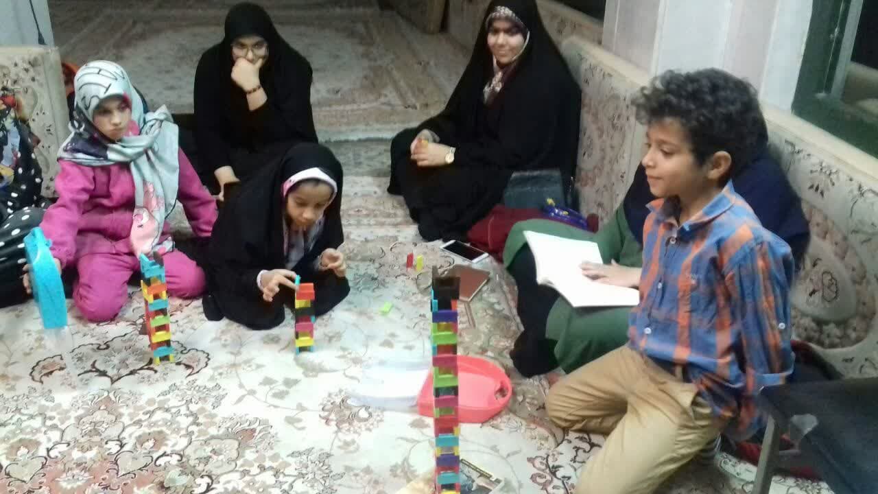 فضای مجازی، خلاقیت را از نوجوانان گرفت/ برگزاری مسابقه دومینو برای دانش آموزان در کرج