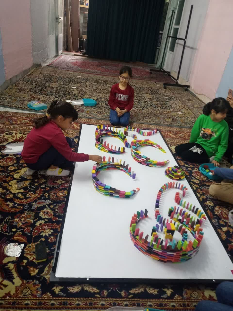 فضای مجازی، خلاقیت را از نوجوانان گرفت/ برگزاری مسابقه دومینو برای دانش آموزان در کرج