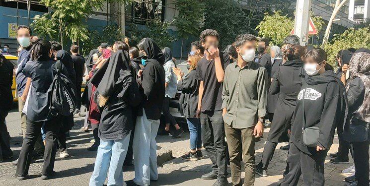 هشدار درباره دائمی‌ شدن اعتراضات در ایران/ عدم ورود گفتمان نخبگانی به حاکمیت