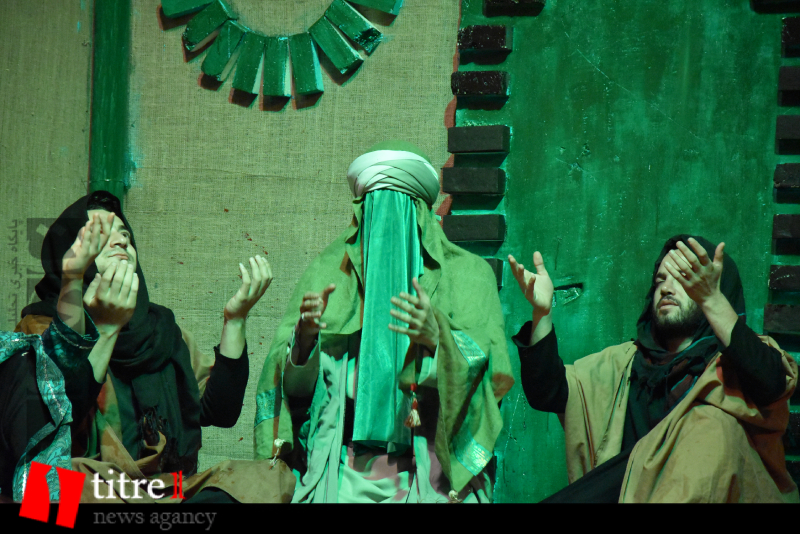 اجرای نمایش مذهبی «مرثیه عشق» در شب‌های قدر/ روایتی از شهادت امام اول شیعیان + تصاویر