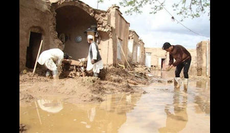 آسیب‌دیدگی صد‌ها خانواده از سیلاب‌های اخیر در افغانستان