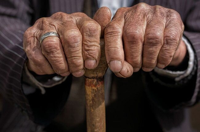 جزئیات افزایش سن بازنشستگی بیمه‌پردازانِ البرز اعلام شد