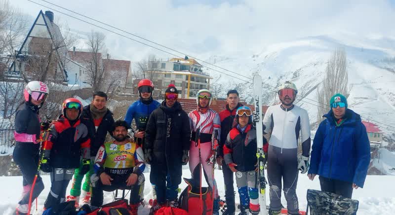 اسکی‌بازان البرز در کشور درخشیدند