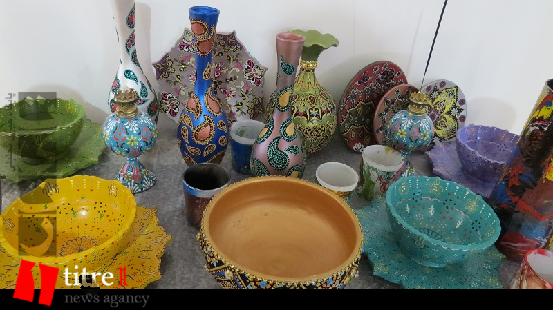 نمایشگاه صنایع دستی بانوان هنرمند در کرج برگزار شد + تصاویر