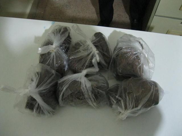 کشف تریاک از کوله پشتی فروشنده مواد مخدر در نظرآباد