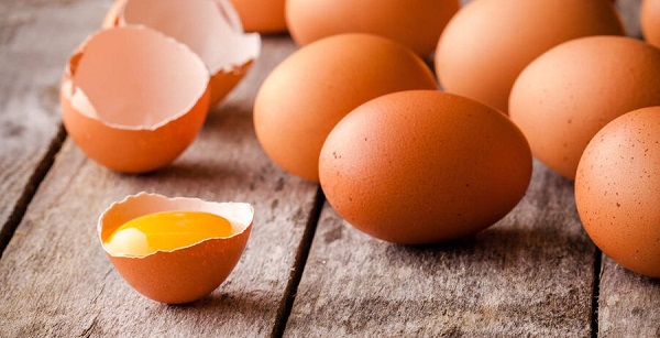 عوارض خطرناک مصرف تخم‌ مرغ