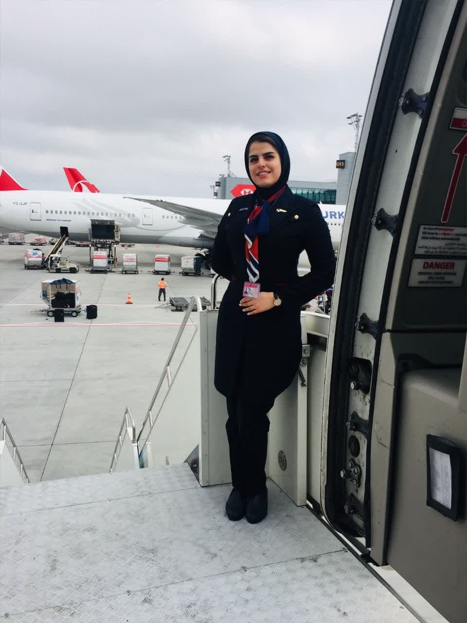 گفتگوی جذاب با دختر مهماندار هواپیمای البرزی