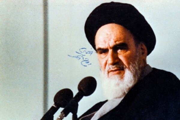 امام خمینی (ره)، اسلامِ ناب محمدی را جایگزین اسلامِ آمریکایی کرد