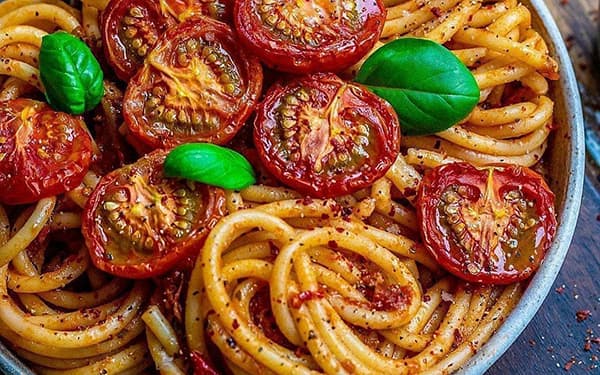 طرز طبخ اسپاگتی گوجه فرنگی