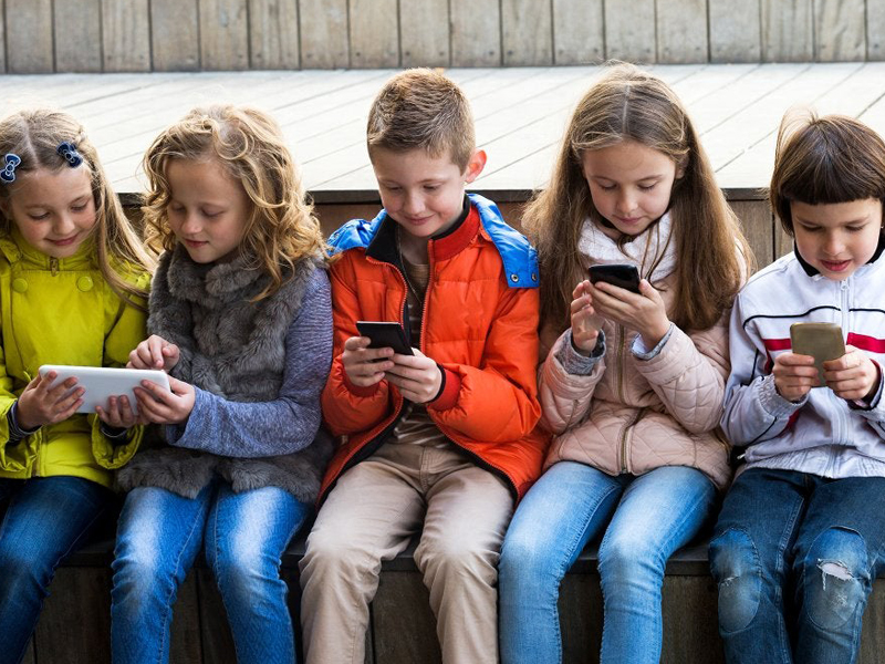بازی‌های آنلاین سلامت روان کودک را تهدید می‌کنند