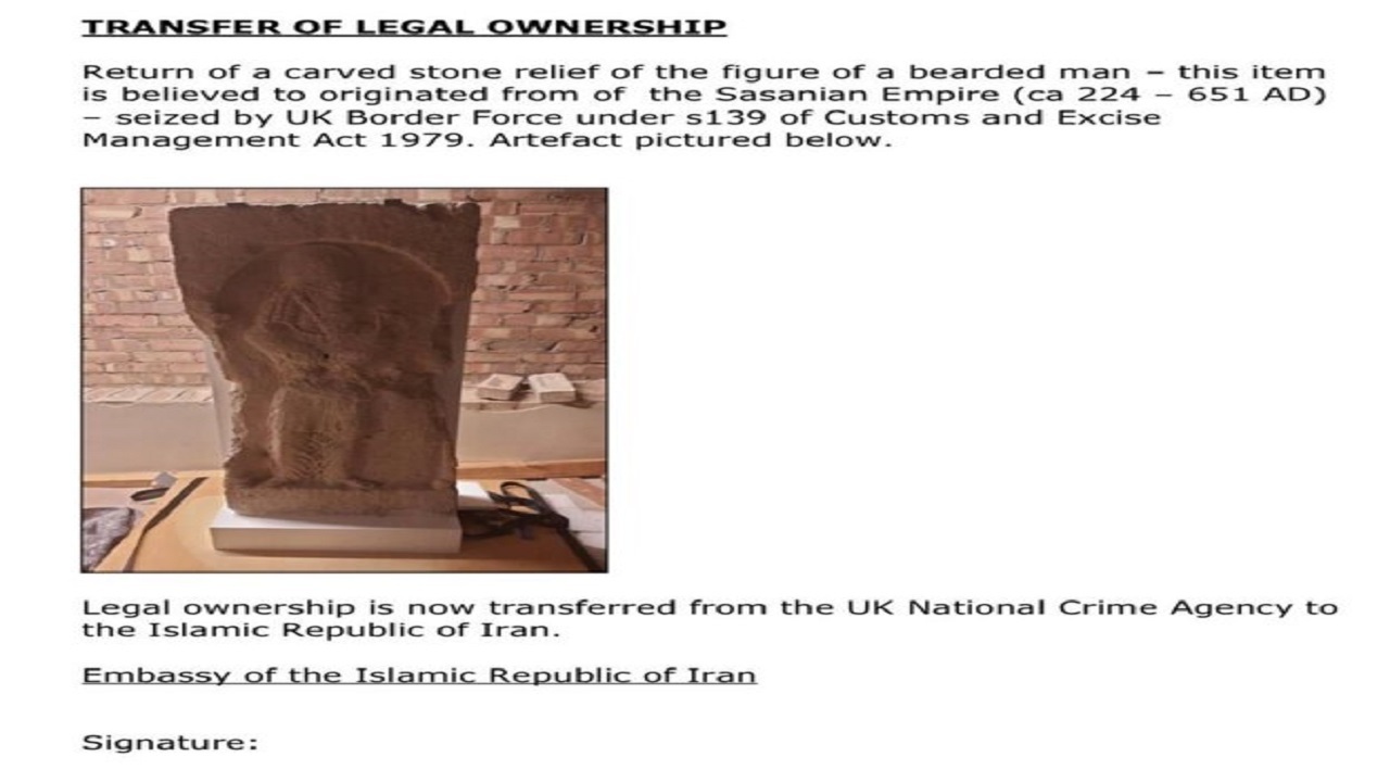 لندن مجسمه سرباز ساسانی را به سفارت ایران تحویل داد