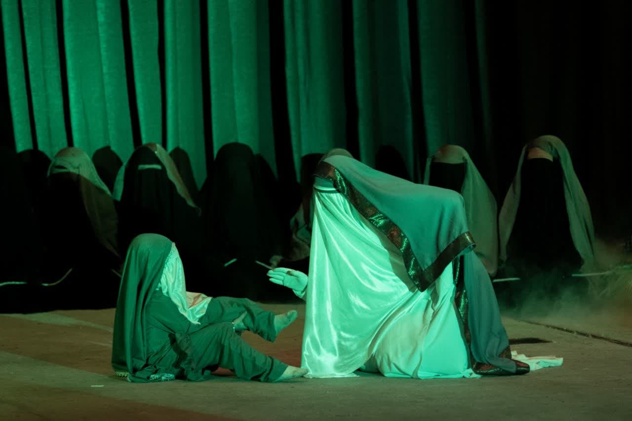 نمایش مذهبی «غربت نور» در کرج اجرا شد + تصاویر