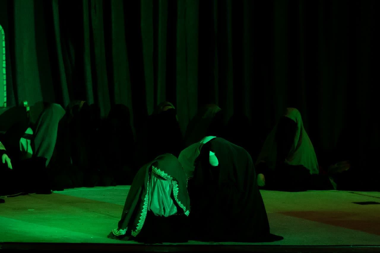 نمایش مذهبی «غربت نور» در کرج اجرا شد + تصاویر