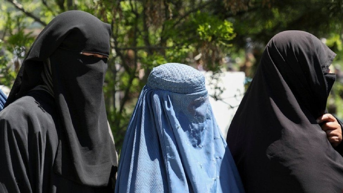 تراکت تبلیغاتی طالبان درباره حجاب