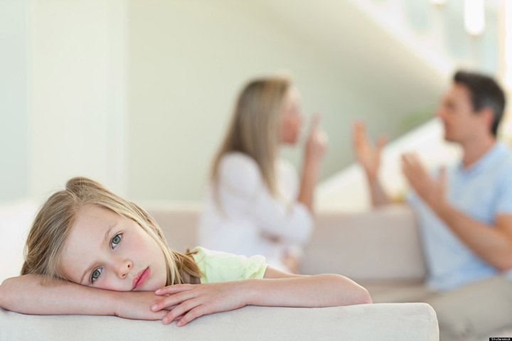 دوگانگی سبک تربیتی والدین عزت‌نفس کودک را زیر سوال می‌برد