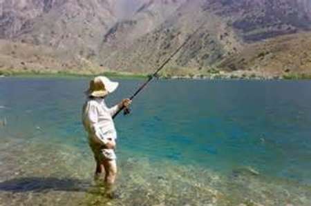 آغاز صدور پروانه صید ماهی در دریاچه سد امیرکبیر